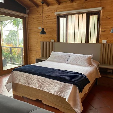 ريونيغرو Finca Hotel 12 Palmas- Aeropuerto Jmc المظهر الخارجي الصورة