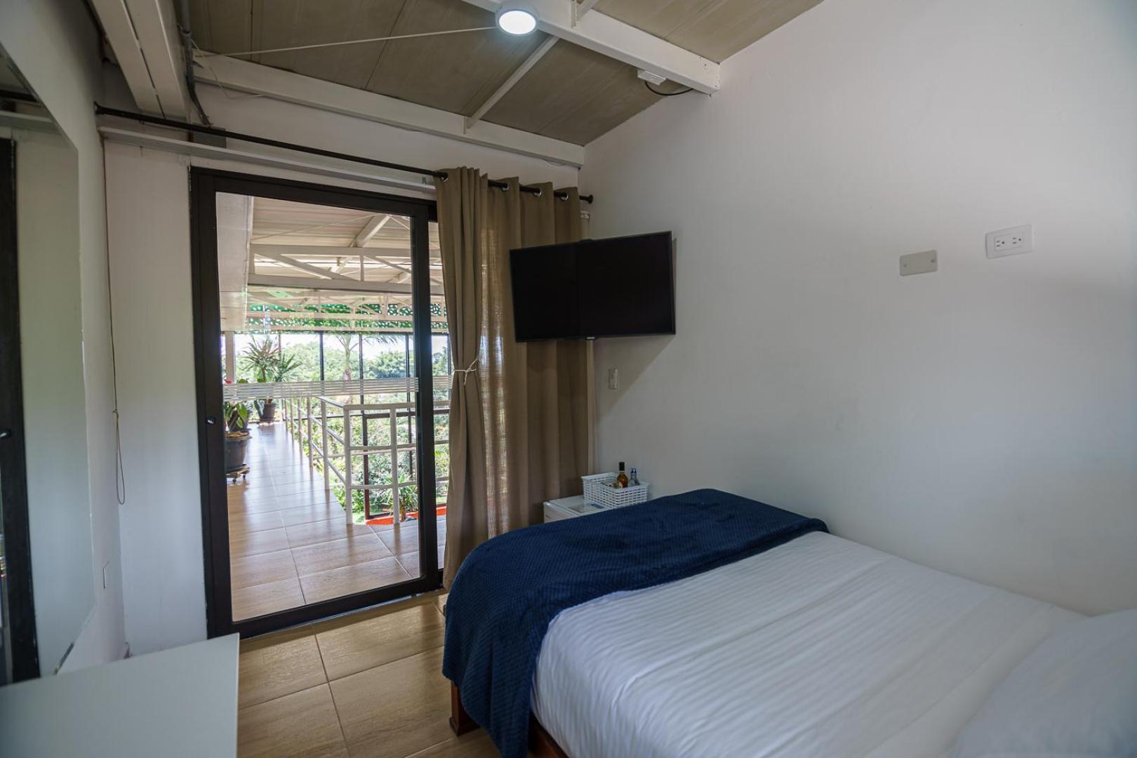 ريونيغرو Finca Hotel 12 Palmas- Aeropuerto Jmc المظهر الخارجي الصورة